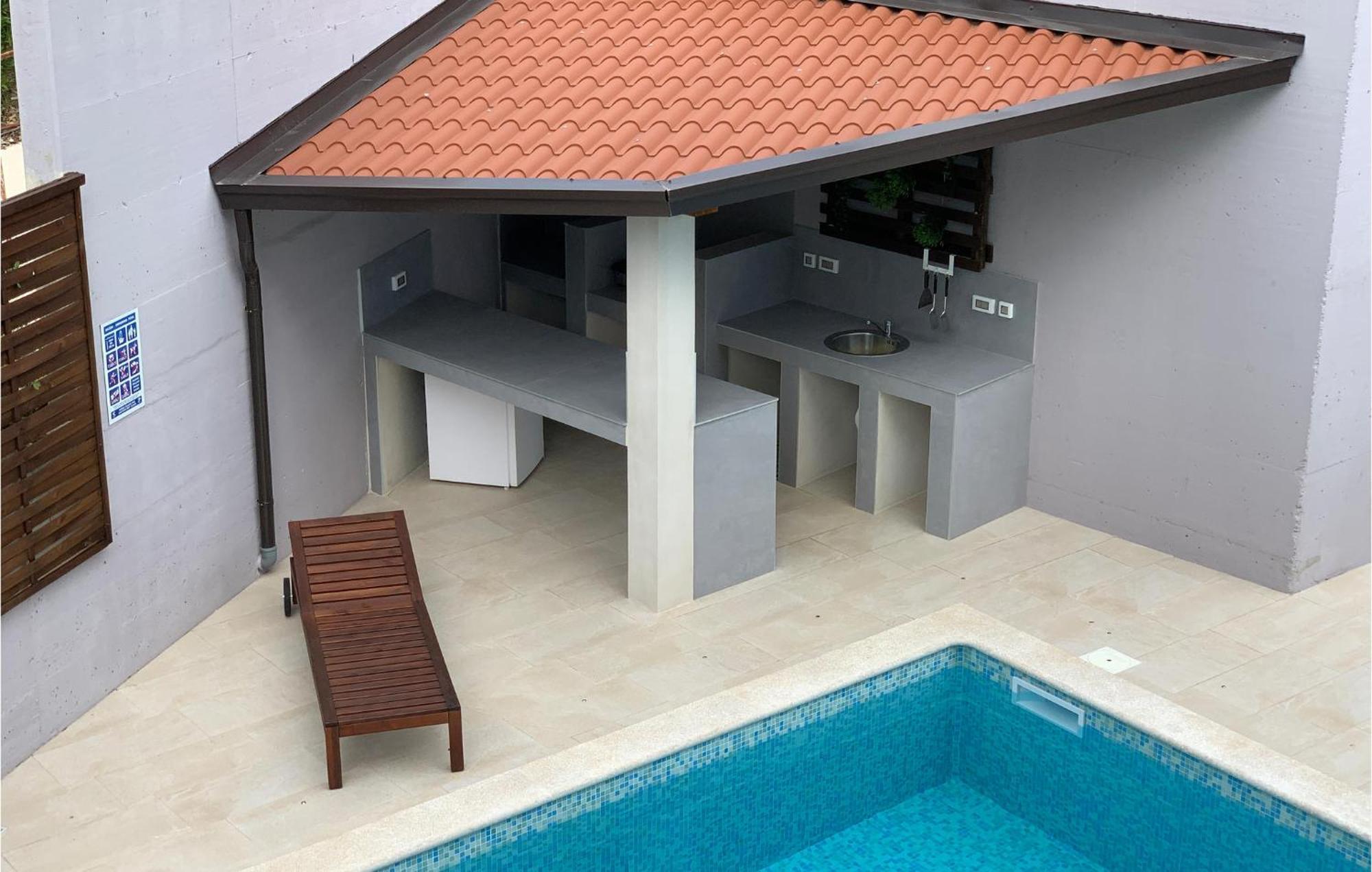 Ferienhaus 5 Bedroom Beautiful In
